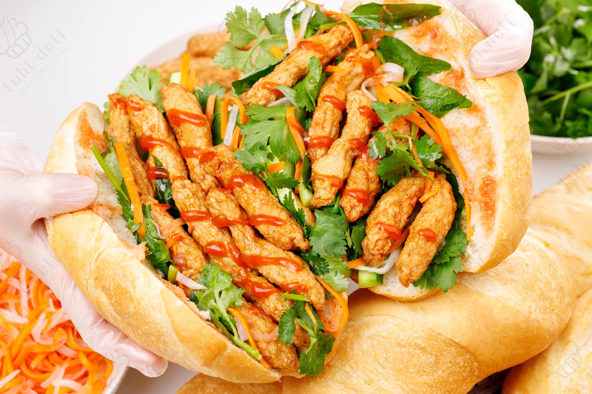 Khung ảnh 4 - Bánh mì chả cá