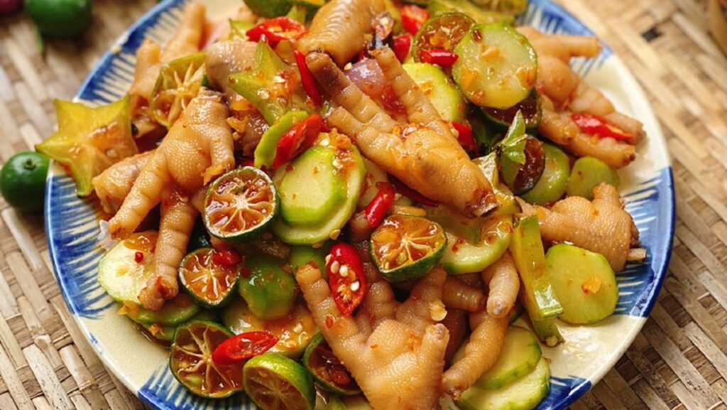 Chân Gà Sốt Thái Giòn Sần Sật, Chua Cay “Chuẩn Vị” – Không Đắng Chút Nào!